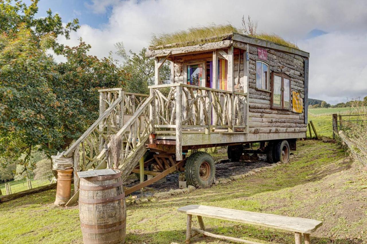 2X Double Bed - Glamping Wagon Dalby Forest Scarborough Exterior photo
